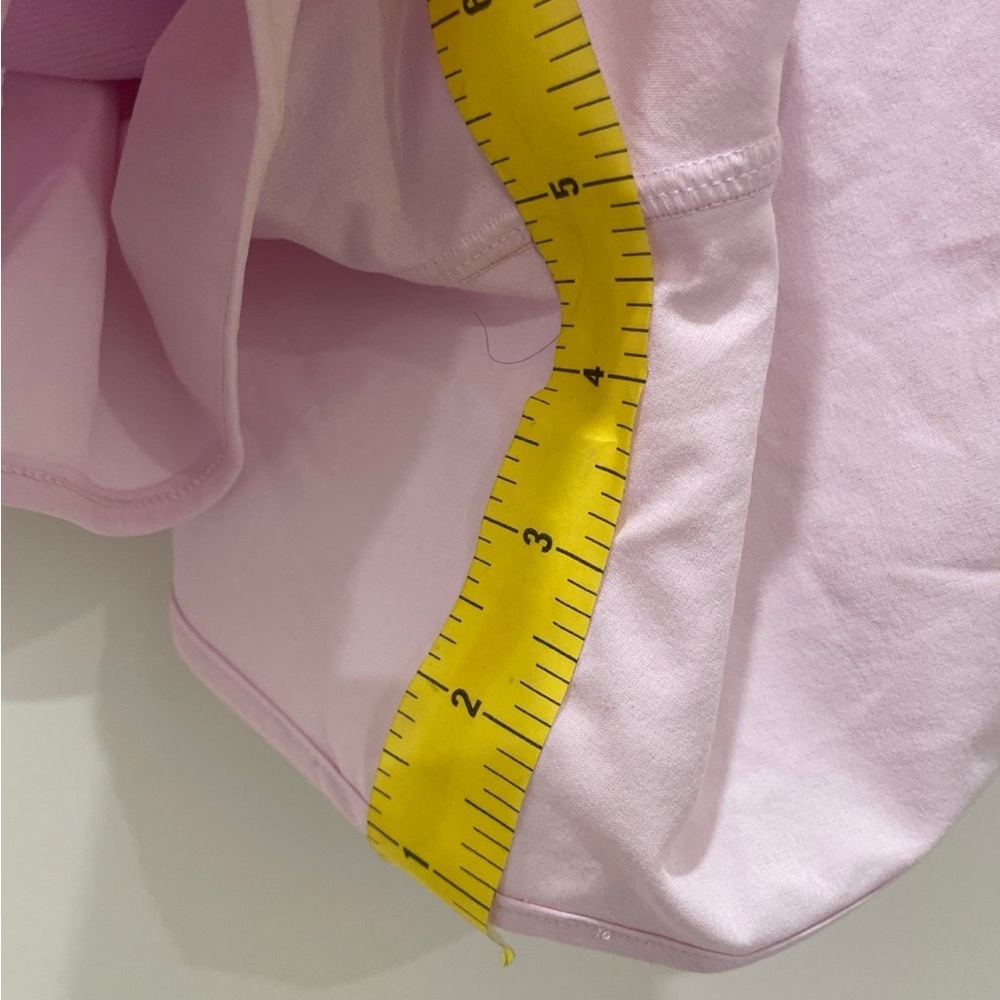 SOLD OUT Lululemon pink hotty hot shorts 4” size 6 - Picture 10 of 16